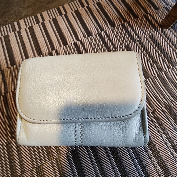 Authentic Coach Leather Cream Bucket Bag With Matching Wallet - Picture 7 of 10